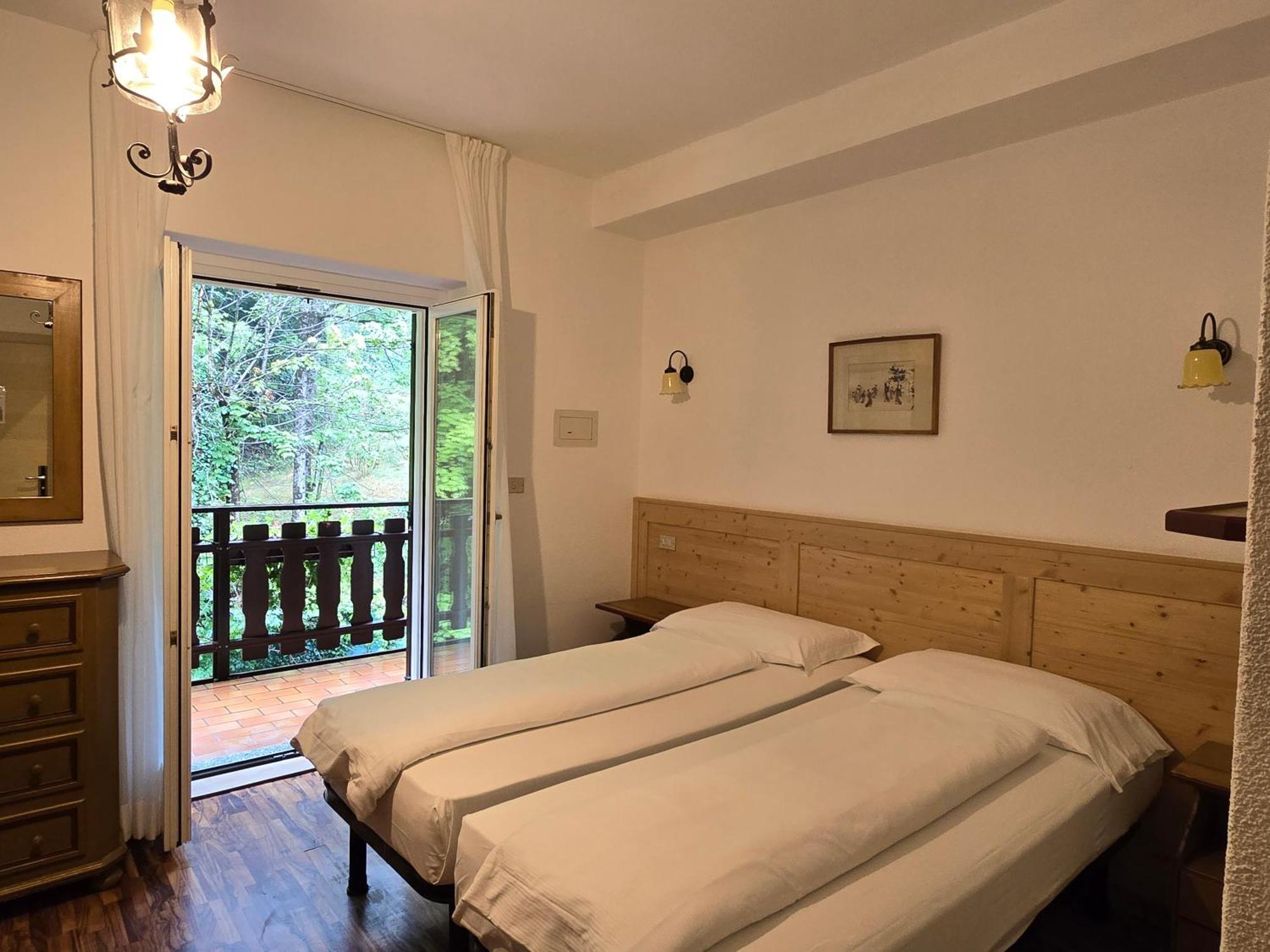 Lago Park Hotel Мольвено Екстер'єр фото