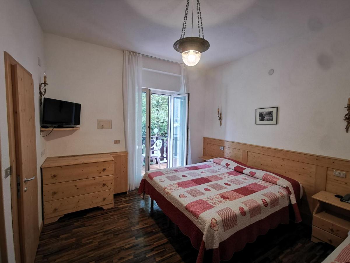 Lago Park Hotel Мольвено Екстер'єр фото